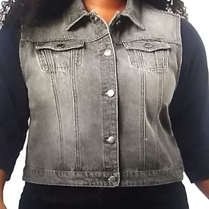 🆕gray denim vest